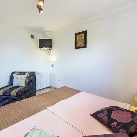 Apartamento Gorgeous In With Wifi