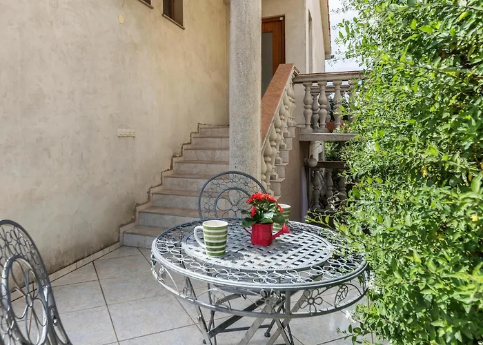 아파트 Gorgeous In With Wifi 풀라